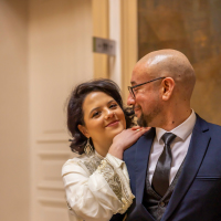 Manyue est très professionnelle, flexible et à l`écoute. Ses clichés sont superbes! Je la recommande vivement. --Rima