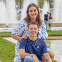 Les photos sont superbes! Manyue est une professionnelle et a su nous mettre à l`aise pour un shooting photos de couple, nous sommes ravis ! ---Laurie