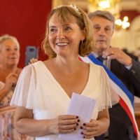 Photo Mariage: Ravie d`avoir eu Manyue comme photographe de notre mariage. Elle a su saisir les moments forts et les émotions. Les photos rétouchées sont très très belles! ---Sandrine